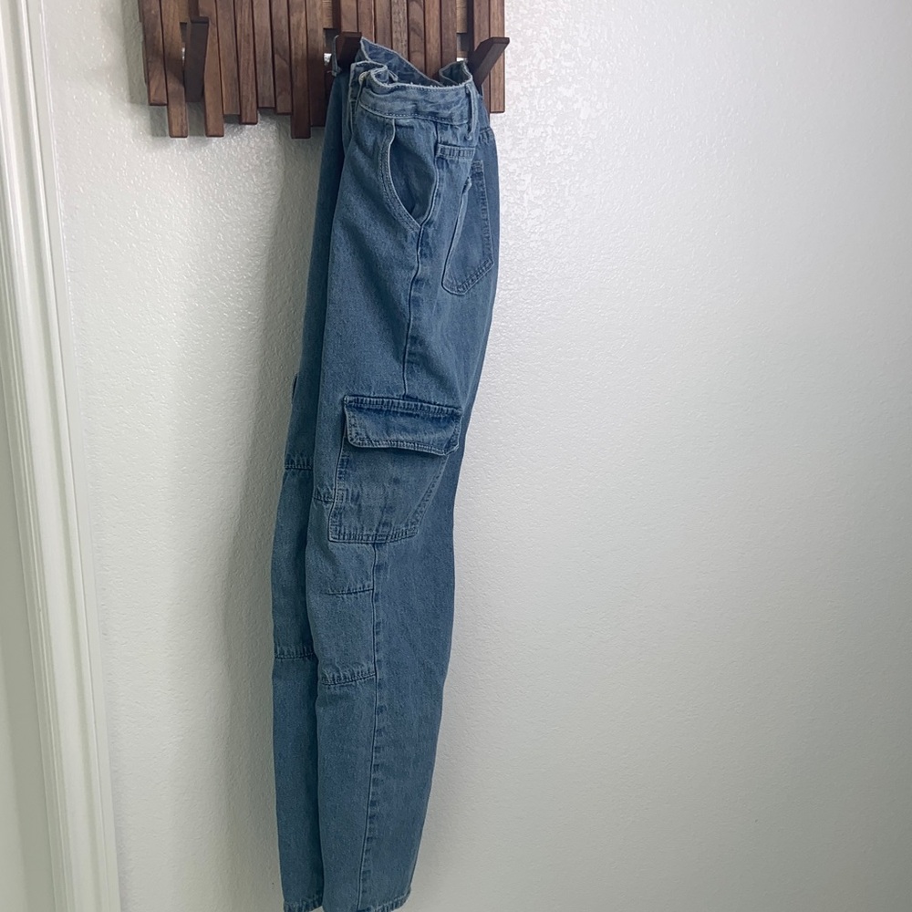 SHEIN Men's Relaxed Fit Blue Jeans